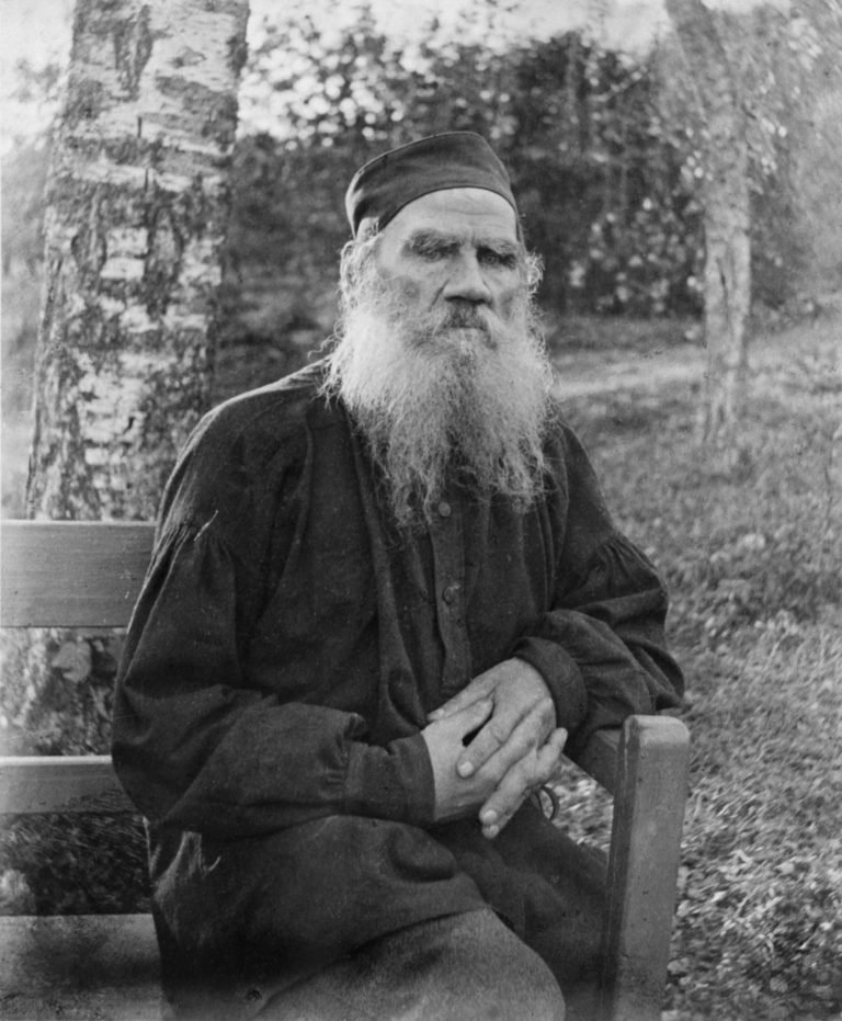 León Tolstoi, autor de Guerra y paz.