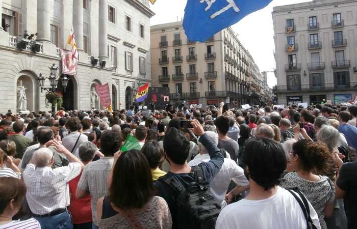 investidura colau 2015 barcelona plaza sant jaume