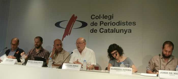 periodistas ley mordaza colegio periodistas catalunya mesa redonda