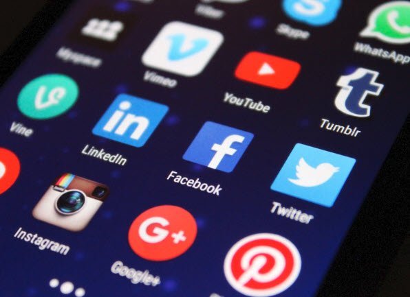 Estadísticas en Redes Sociales La pandemia de la moda de los “influencers”