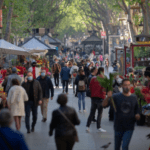 población extranjera en cataluña ramblas calles gente barcelona