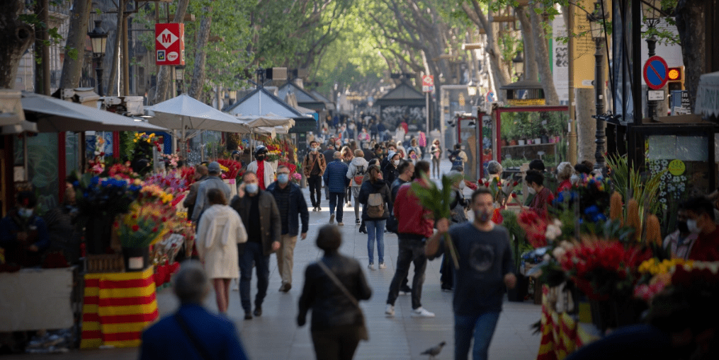población extranjera en cataluña ramblas calles gente barcelona