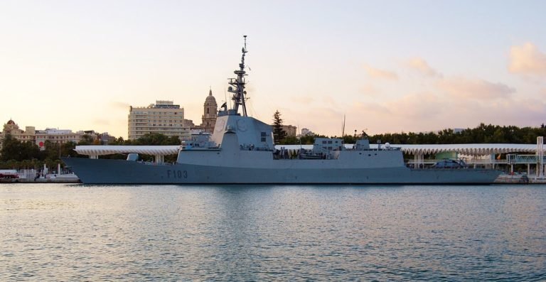 Contratos de compra de armamento, fragata, mar, armada, málaga