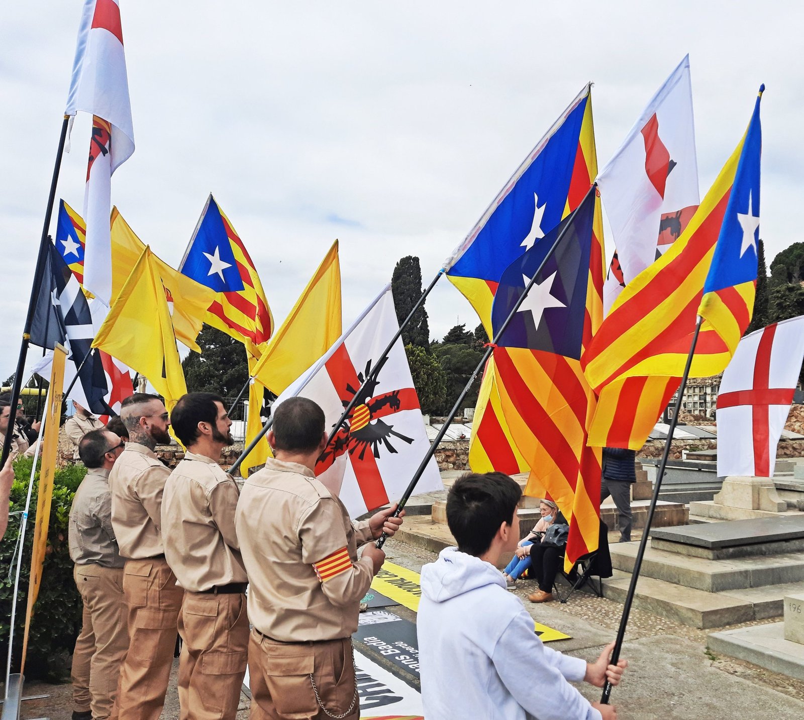 mic badia nazis