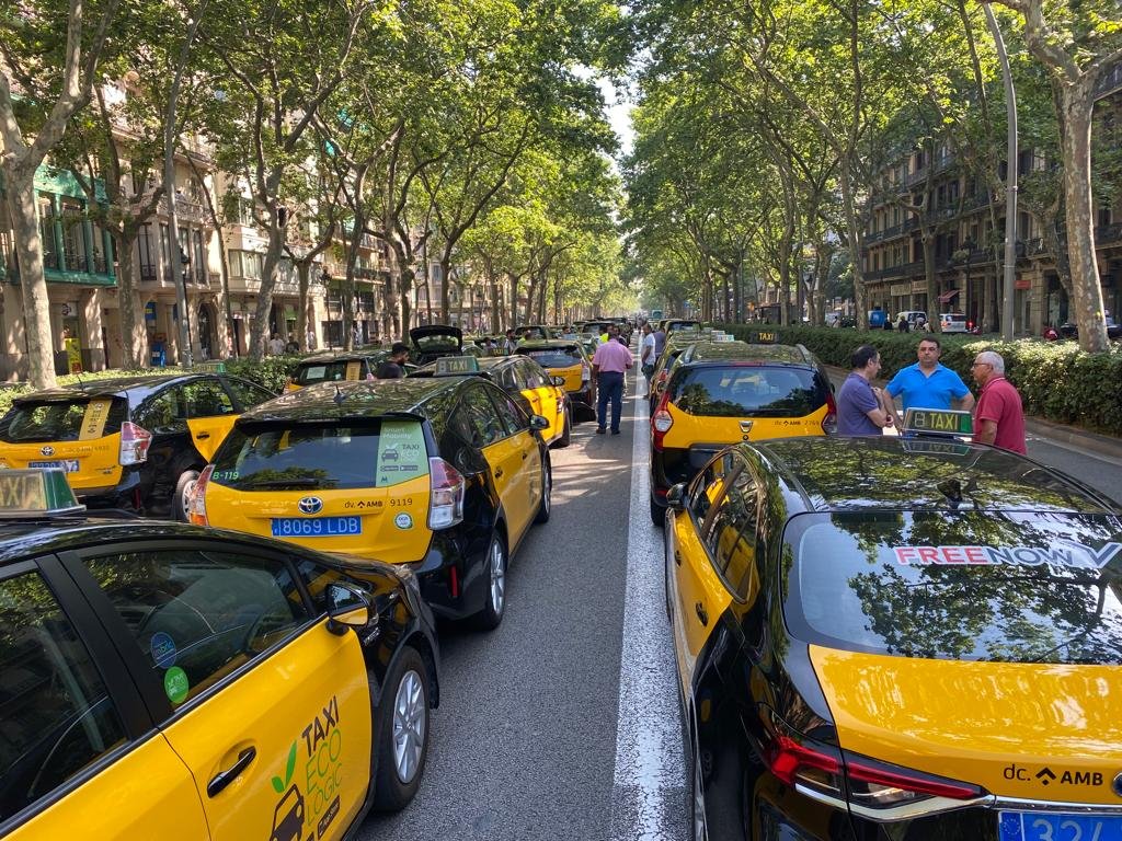 FC Barcelona Uber taxi elite