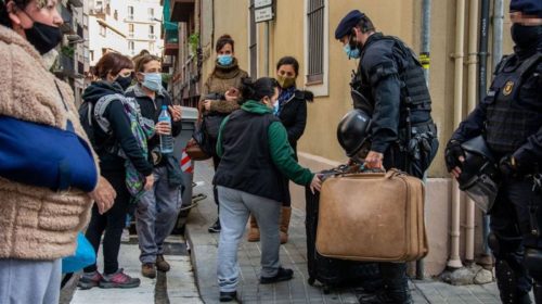 13 000 familias en Cataluña podrían perder su hogar