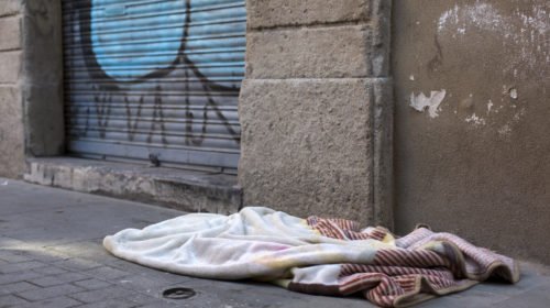 pla endreça personas sin hogar arrels barcelona