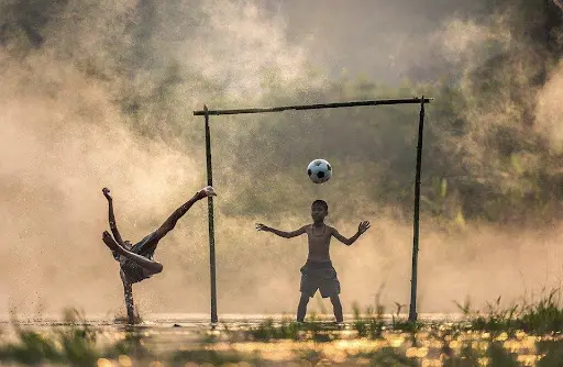 Inesperado: los primeros antecesores del fútbol son de China y Centroamérica