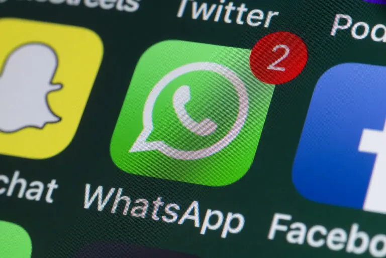 Herramientas crm redes sociales smartphone Control chat