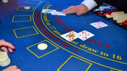 Cómo convertirte en un croupier de casino