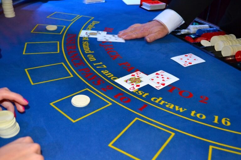 Cómo convertirte en un croupier de casino
