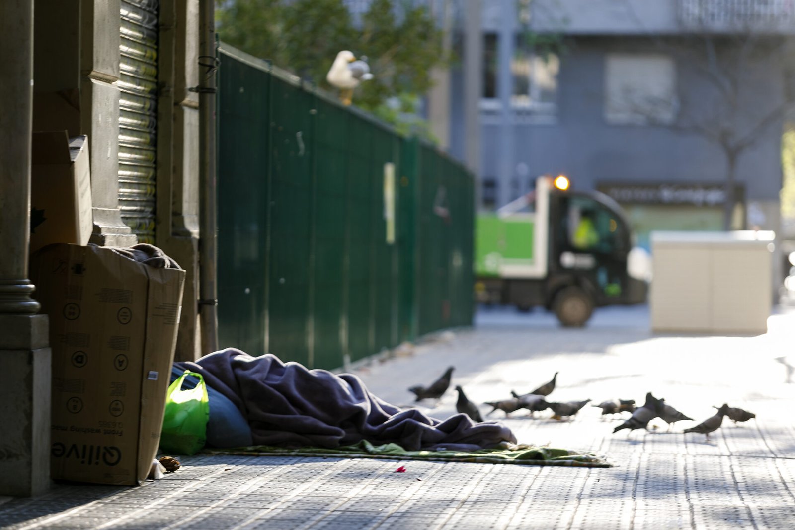 personas sin hogar en barcelona Cerca de 400.000 niños y niñas no tienen techo y sufren sinhogarismo en Europa, según el noveno reciente informe sobre la exclusión residencial en Europa Pla Endreça