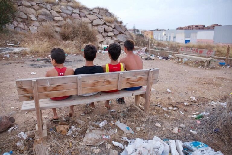 ceuta menores migrantes menas POBREZA INFANTIL