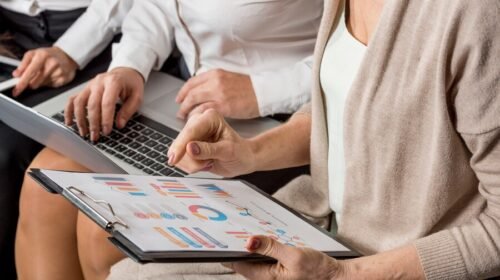 InvestiRay scam: ¿Qué dicen los usuarios? ordenador inversiones