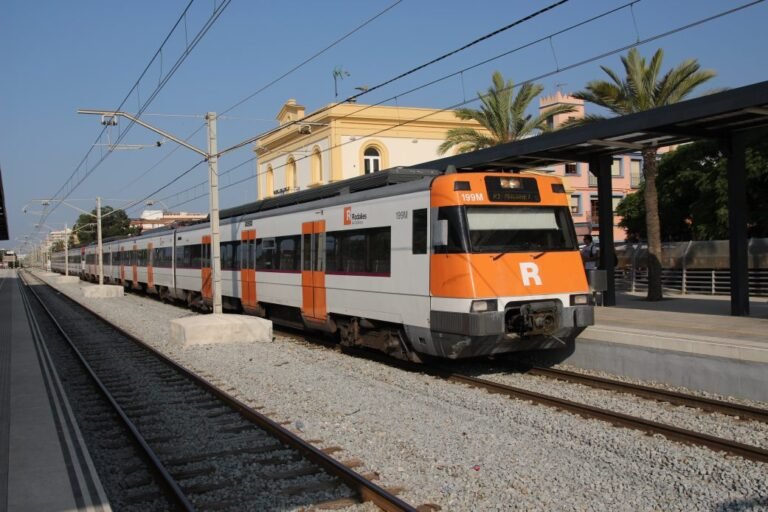 El traspaso de Rodalies: un proceso en medio de tensiones políticas y sindicales