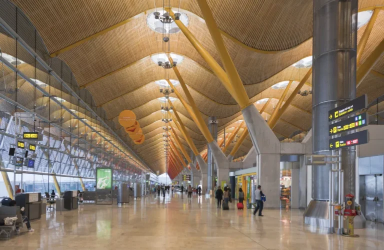 personas sin hogar en el Aeropuerto de Barajas