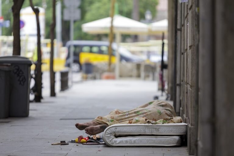 personas sin hogar en Barcelona muertos frio