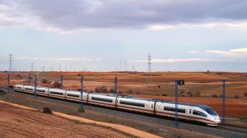 velocidad ave tren