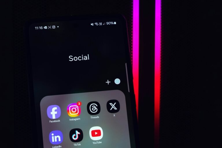 redes sociales de tu empresa
