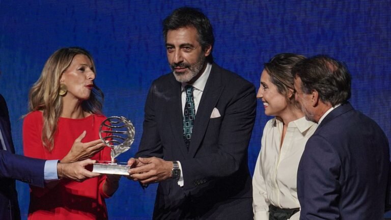 timo premio planeta