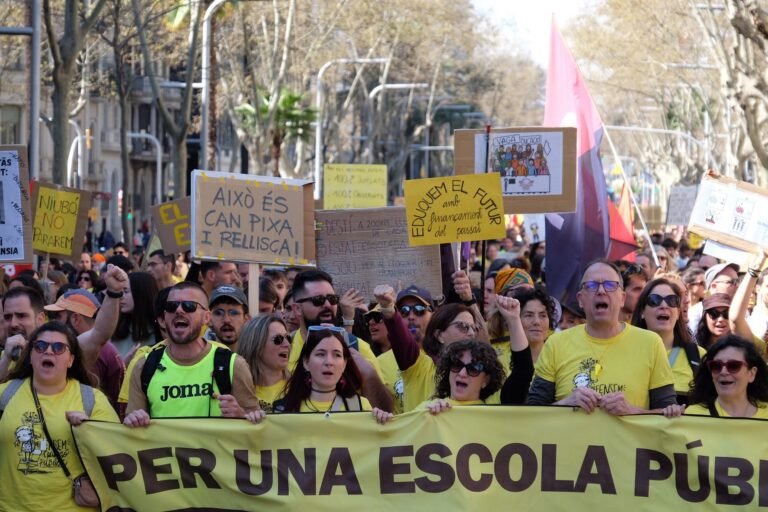 huelgas en educación y sanidad