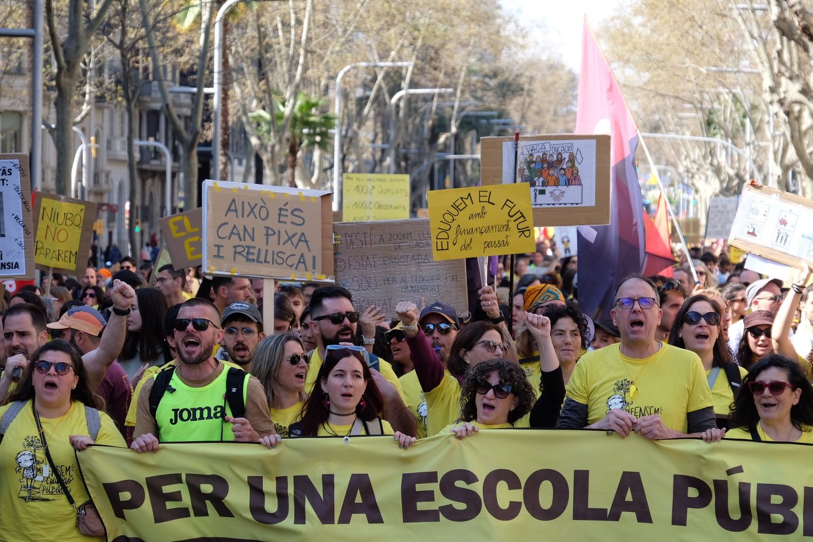 huelgas en educación y sanidad