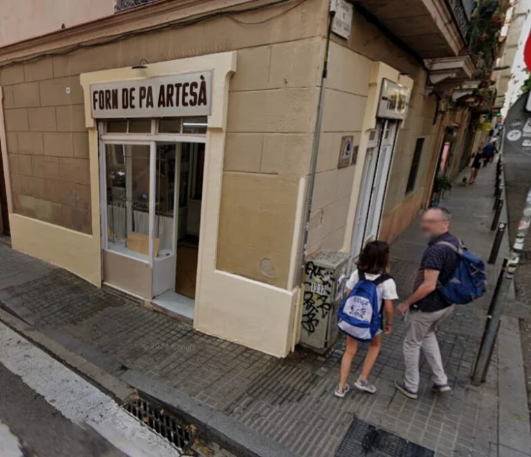 cierre de panadería histórica en Barcelona